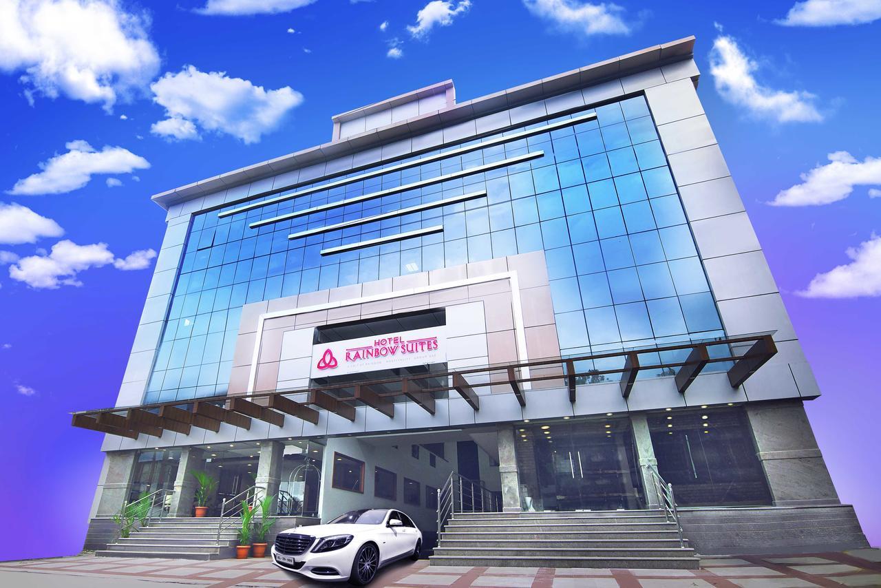 Hotel Rainbow Suites Kannur Bagian luar foto