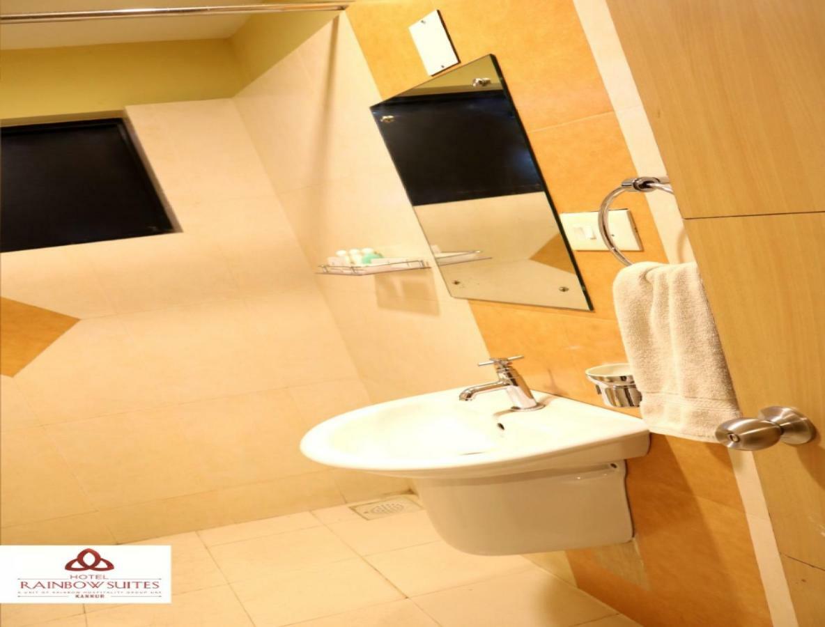 Hotel Rainbow Suites Kannur Bagian luar foto